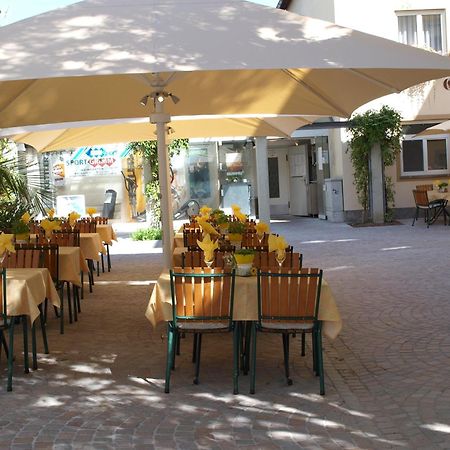 ויינגרטן Hotel Gasthof Baeren מראה חיצוני תמונה