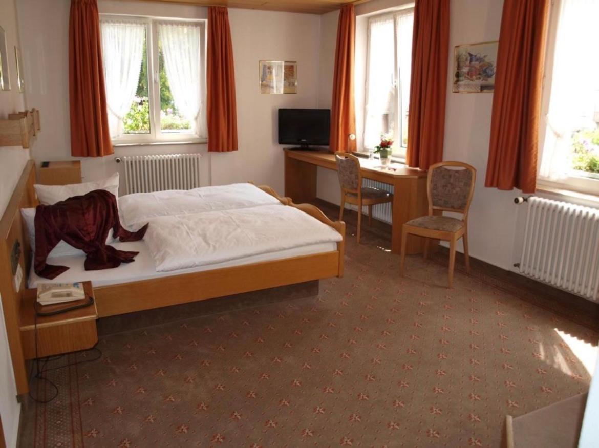 ויינגרטן Hotel Gasthof Baeren מראה חיצוני תמונה