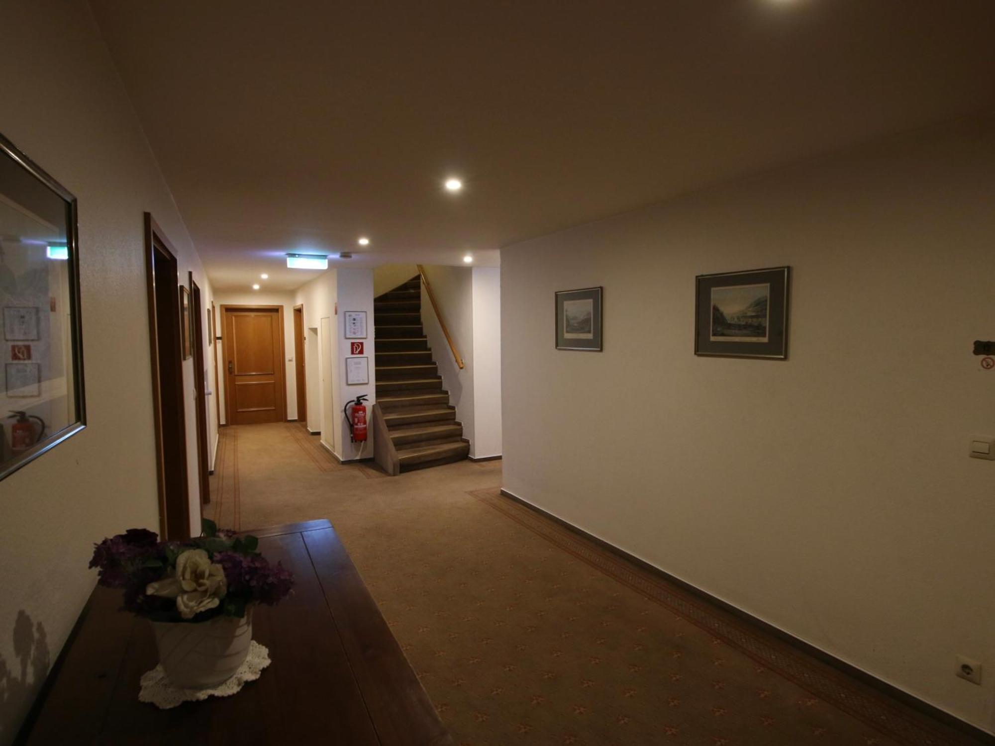 ויינגרטן Hotel Gasthof Baeren מראה חיצוני תמונה