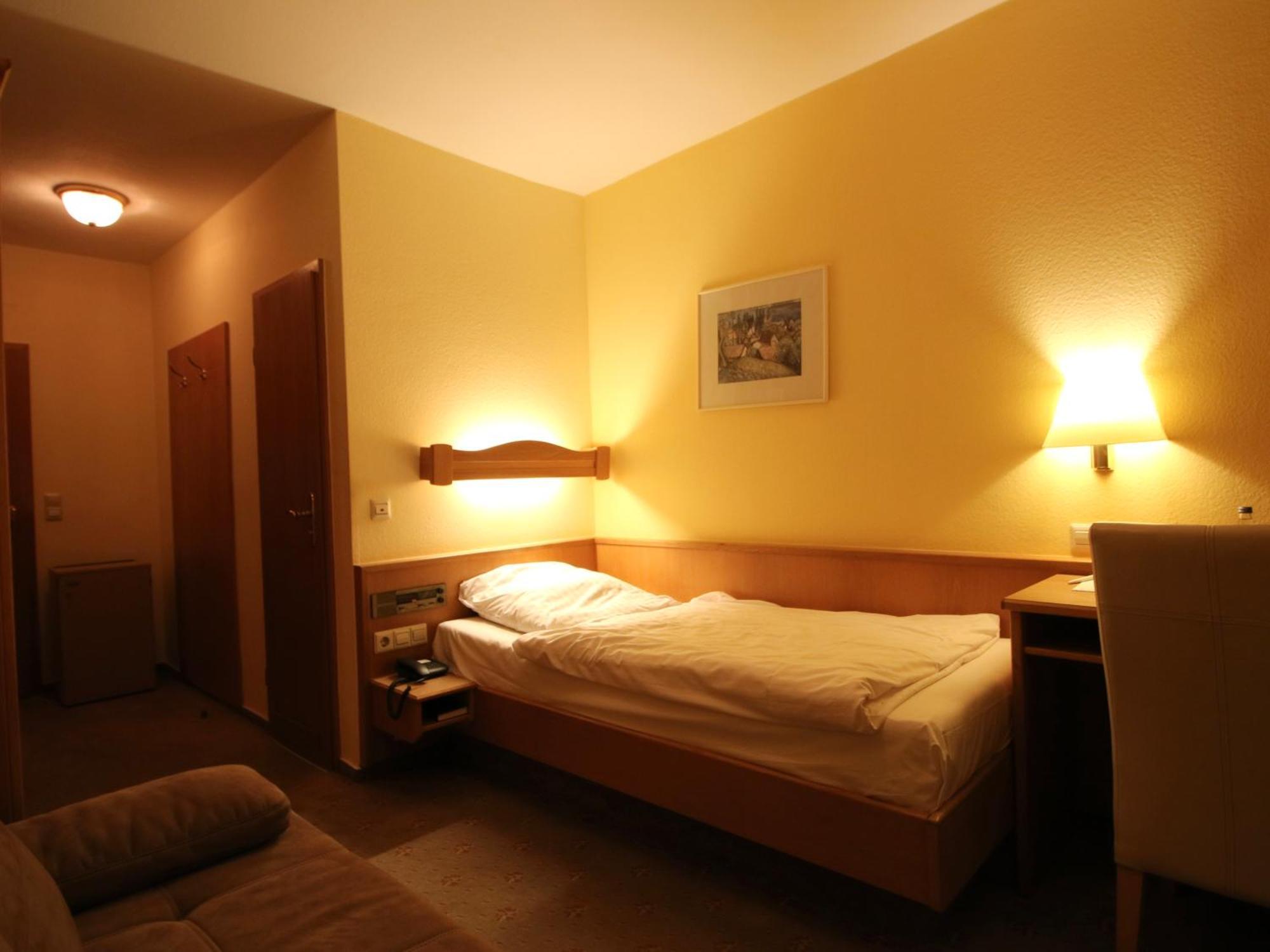 ויינגרטן Hotel Gasthof Baeren מראה חיצוני תמונה