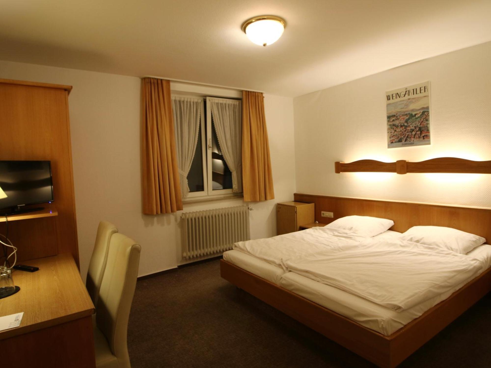 ויינגרטן Hotel Gasthof Baeren מראה חיצוני תמונה